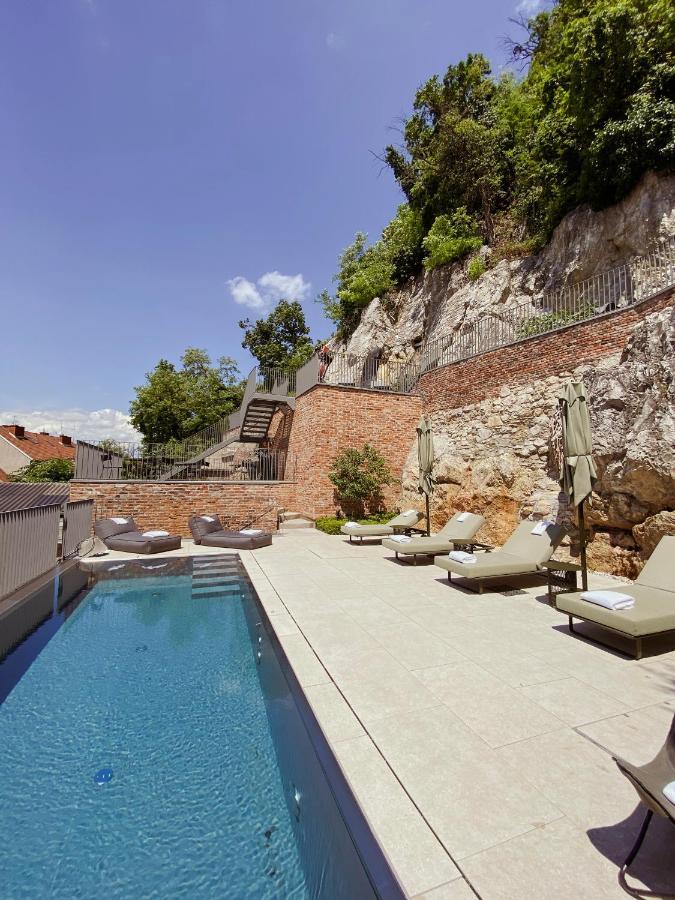 Kai 36 - Hotel Zwischen Fels Und Fluss グラーツ エクステリア 写真 The swimming pool at the hotel