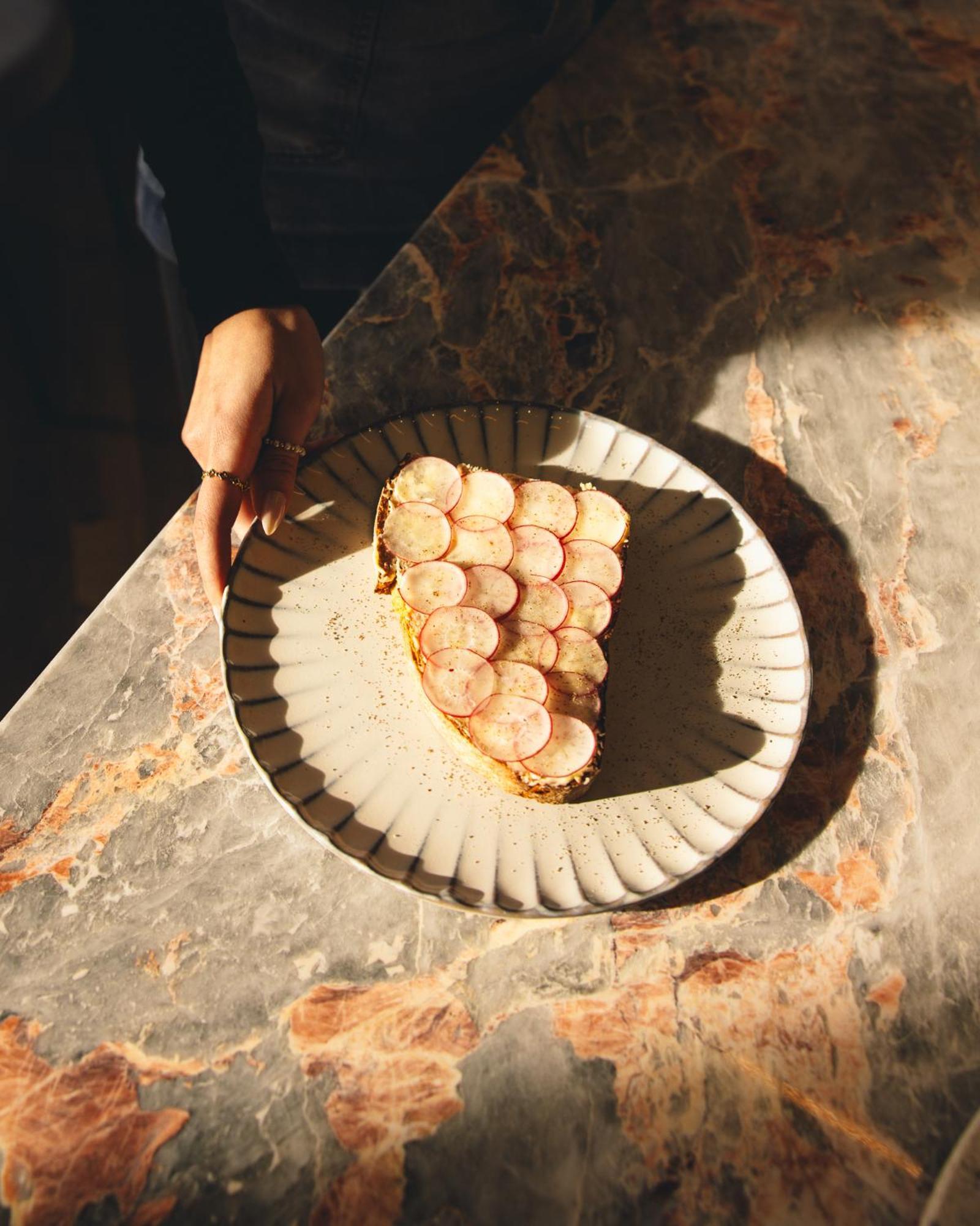 Kai 36 - Hotel Zwischen Fels Und Fluss グラーツ エクステリア 写真 A slice of galette des rois