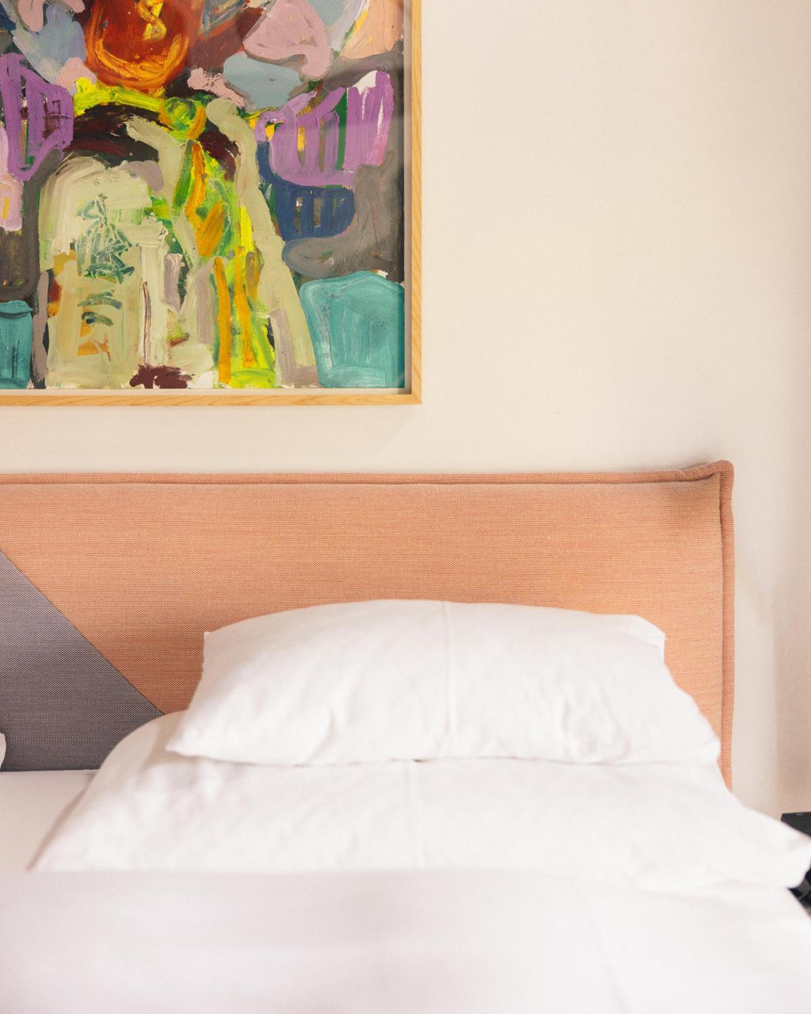 Kai 36 - Hotel Zwischen Fels Und Fluss グラーツ エクステリア 写真 A body pillow